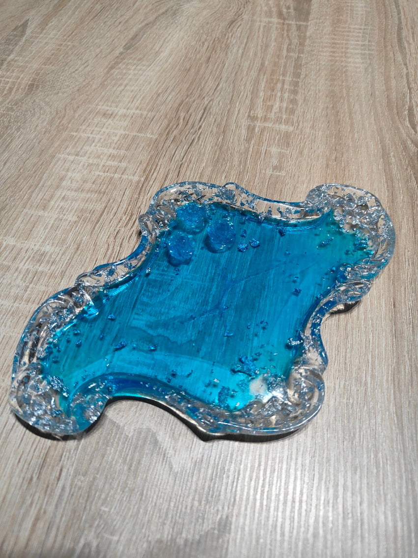 Mydelniczki z żywicy epoksydowej - Unikalny design i trwałość!