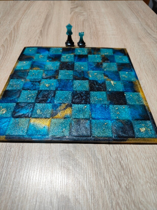Ręcznie robione szachy z żywice epoksydowej - kolory na zamówienie Handmade premium